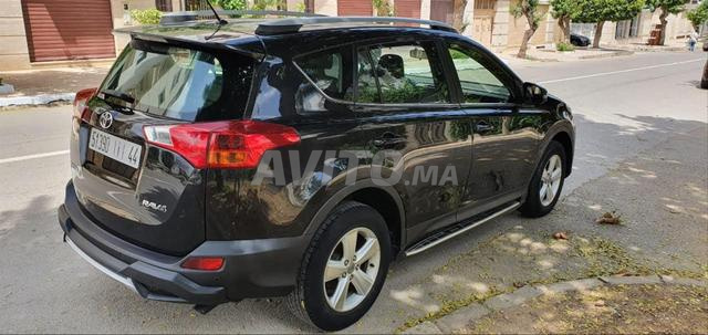 Toyota RAV-4 Diesel Manuelle 2016 à Tétouan - 2