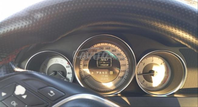 Mercedes-Benz 220 Diesel Automatique 2011 à Salé