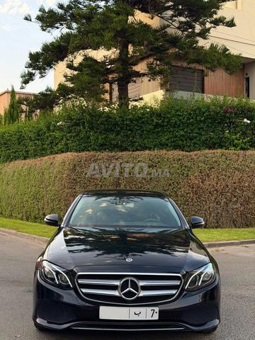 classe E 220 1er mai très bon état