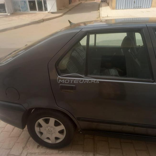 voiture r19 diesel dedouane