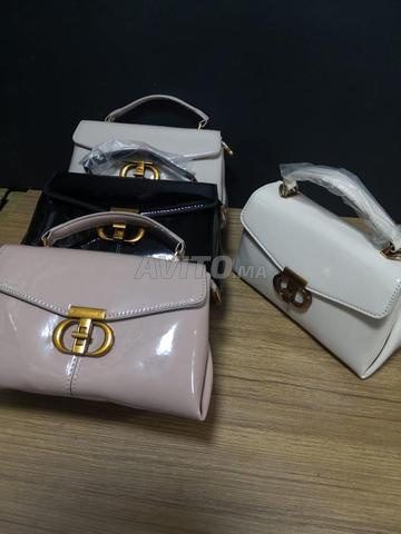 حقائب يد إسبانية جميلة 👜🔥✨ بألوان عديدة 💯✅ وجودة رائعة 💫 - 2