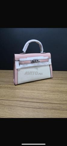 حقائب يد إسبانية الصنع 👜🔥✨ بألوان عديدة 💯✅ وجودة رائعة 💫 - 2