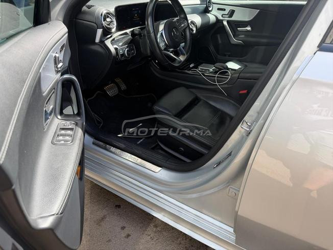 voiture très bon état 