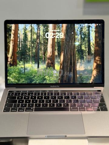 MacBook Pro 13” i5 16go RAM 256 SSD TouchBar - 2