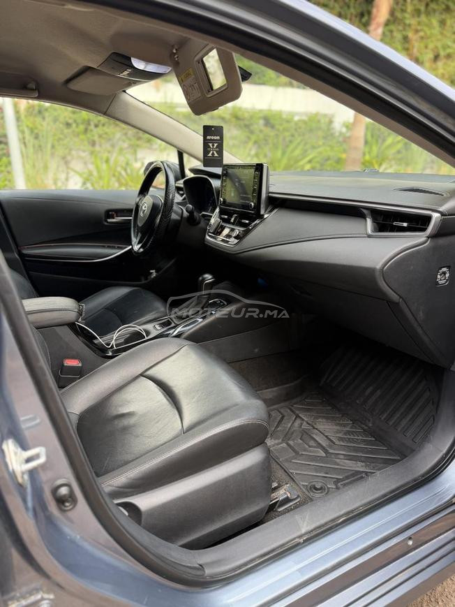 corolla hybride