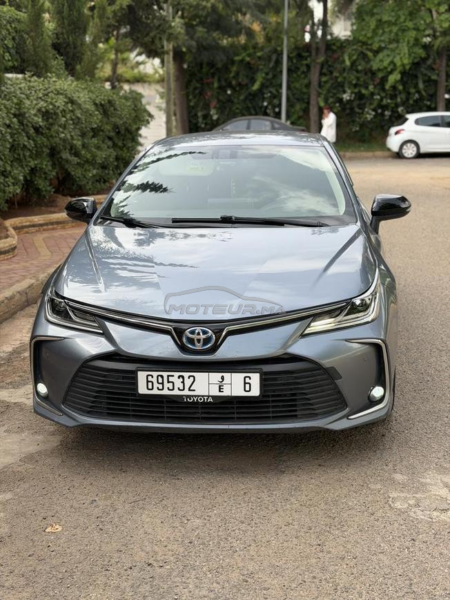 corolla hybride