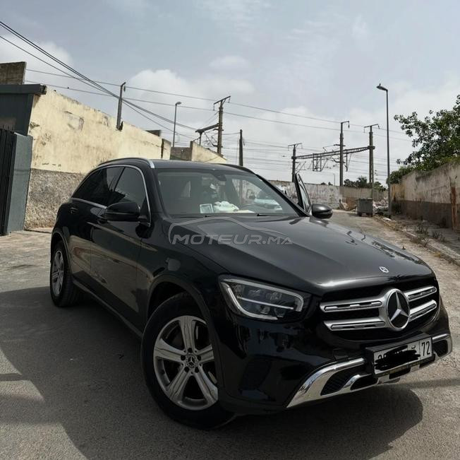 Mercedes glc 220d en trés bon état 