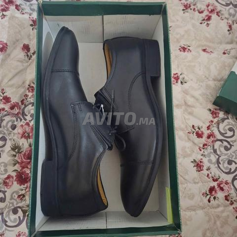 Superbe paire de chaussures de marque Man Office