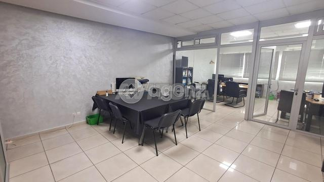 CMN-ME-1751 - Bureau à vendre à 2 Mars - 2