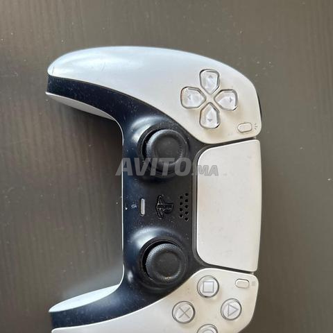 PS5 classique avec 2 manettes - 2