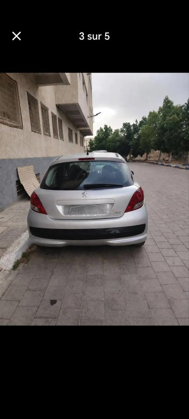 Peugeot 207 Diesel Manuelle 2011 à Fès