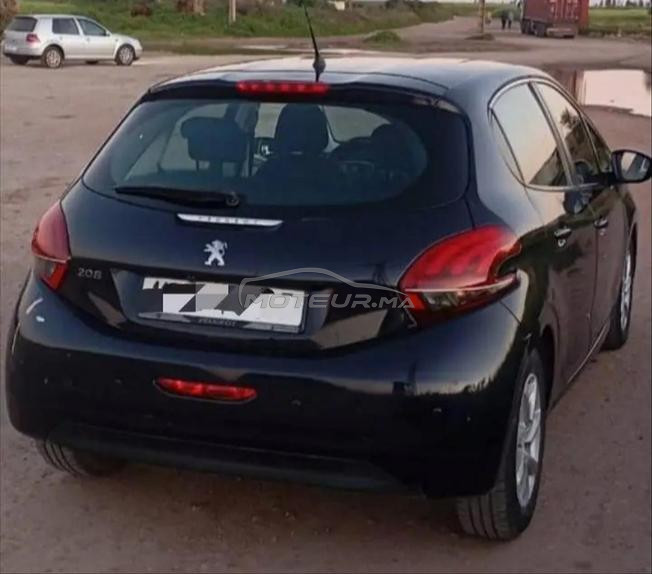 Peugeot 208 Diesel Manuelle 2018 à Settat