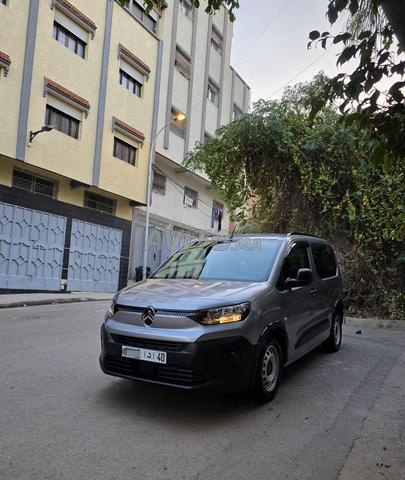 CITROËN Berlingo 14.000km 1er(🖐🏽) 07/2025 à Tanger - 2