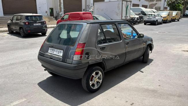 Renault super 5 Essence Model 87 dewana 94