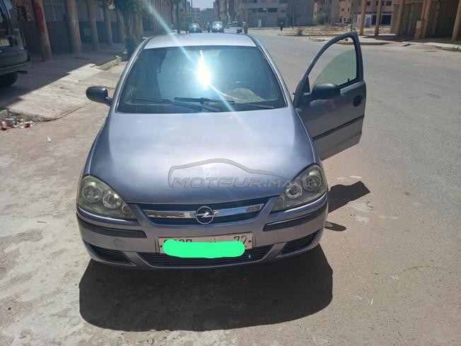 Opel corsa model 2005