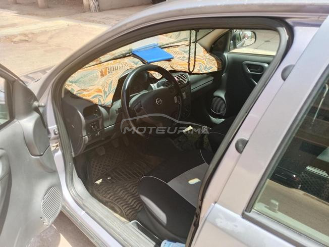 Opel corsa model 2005