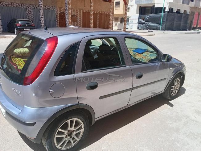 Opel corsa model 2005