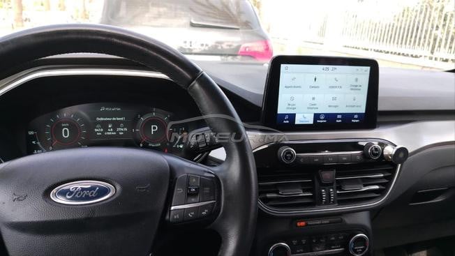 voiture Ford Kuga tetanium BVA