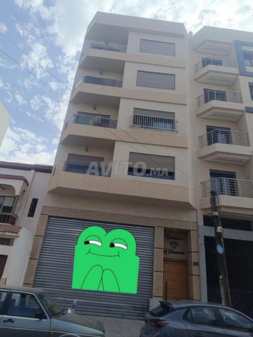 محل للبيع - 2