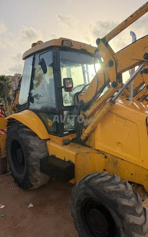 JCB 3CX موديل 2001 يدوي - 2