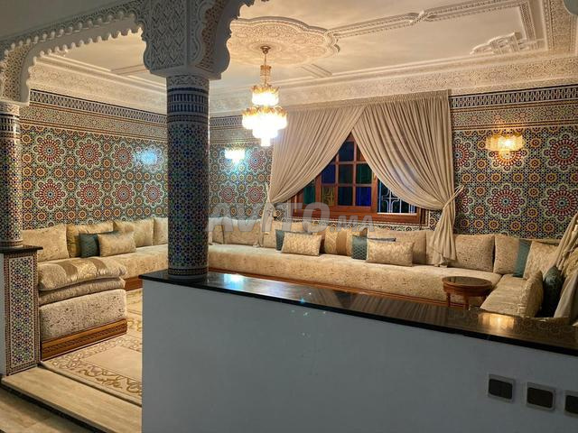 Villa à vendre usage bureaux à Hay Riad Rabat