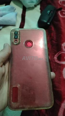 Téléphone magnifique à un prix spécial - 2
