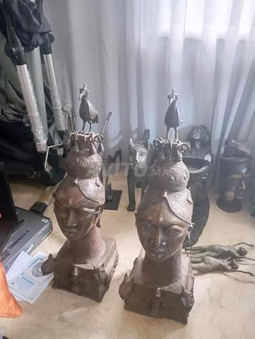 Deux statues antiques jumelles en Bronze - 2