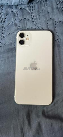 iPhone 11 blanc - 2