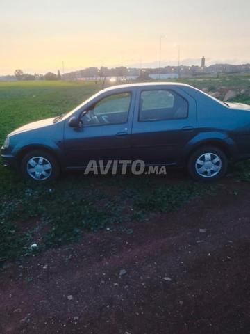 Dacia Logan modèle 2012 fait taxi développée DCI - 2