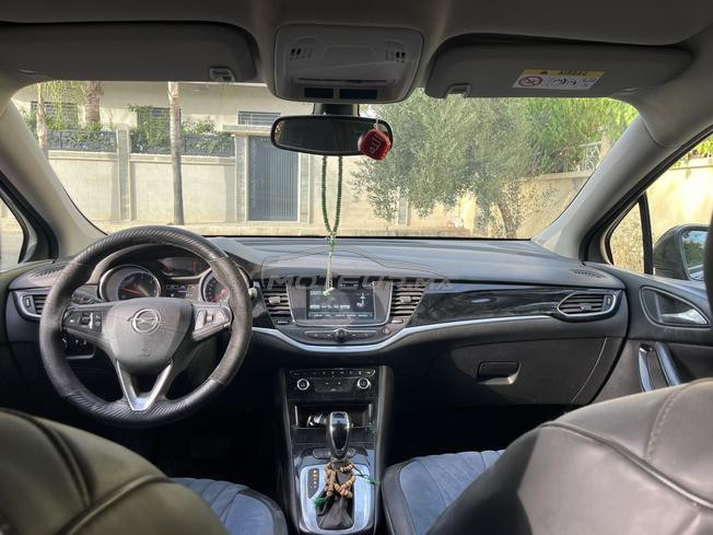 Opel Astra Diesel Automatique 2019 à Kénitra