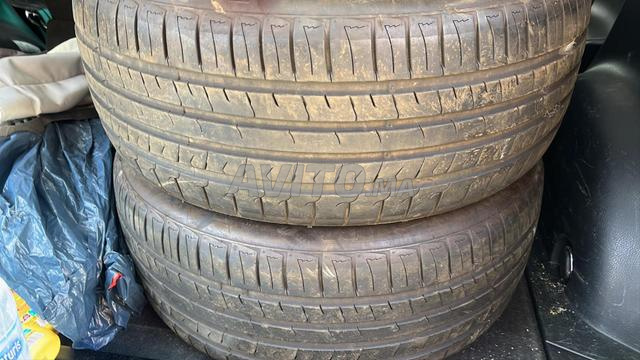 2 pneus 225/40/R19 - 2