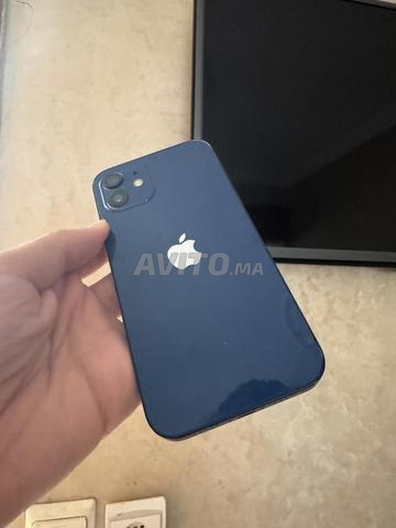 iPhone 12 128Go Très bon état Batterie 85% - 2