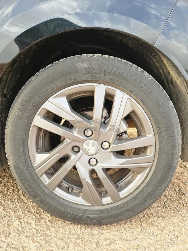 Peugeot 208 pack active