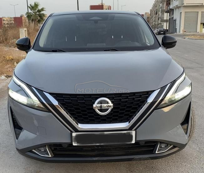 Nissan Qashqai essence premiere main 
