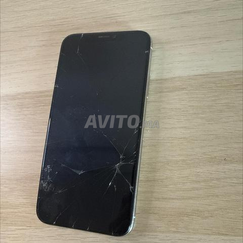 iPhone X pièces détachées uniquement - 2