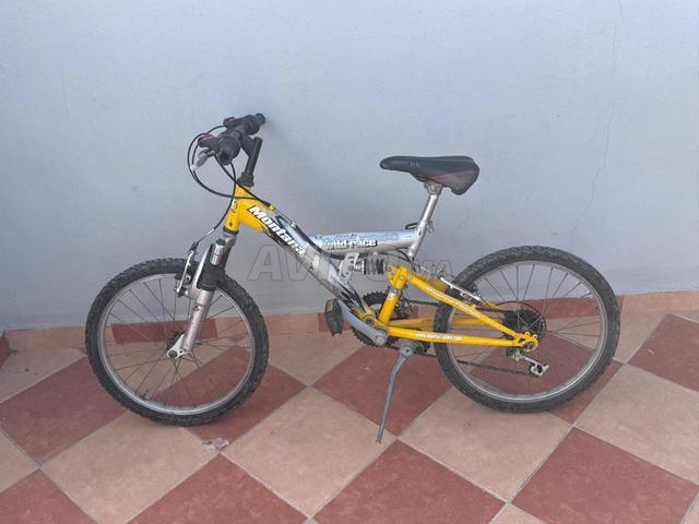 Vélo à vendre encore propre, tout fonctionne