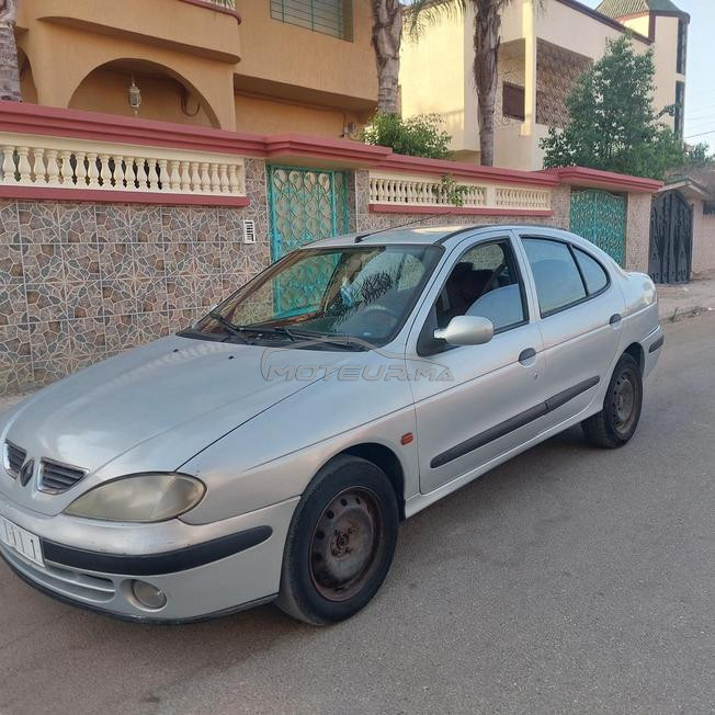 Renault megane classique essence 2000