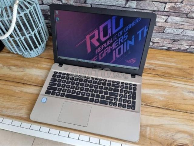 Asus i5 6ème Ram 8 disque 512 SSD batterie 4h