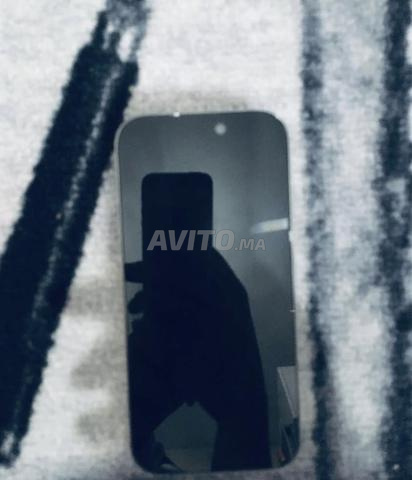 iPhone 16 Pro - 2