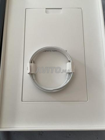 iPad 9ème génération comme neuf avec accessoires - 2