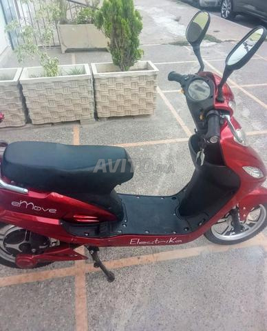 سكوتر كهربائي ببطاريات جديدة مع فاتورة - 2