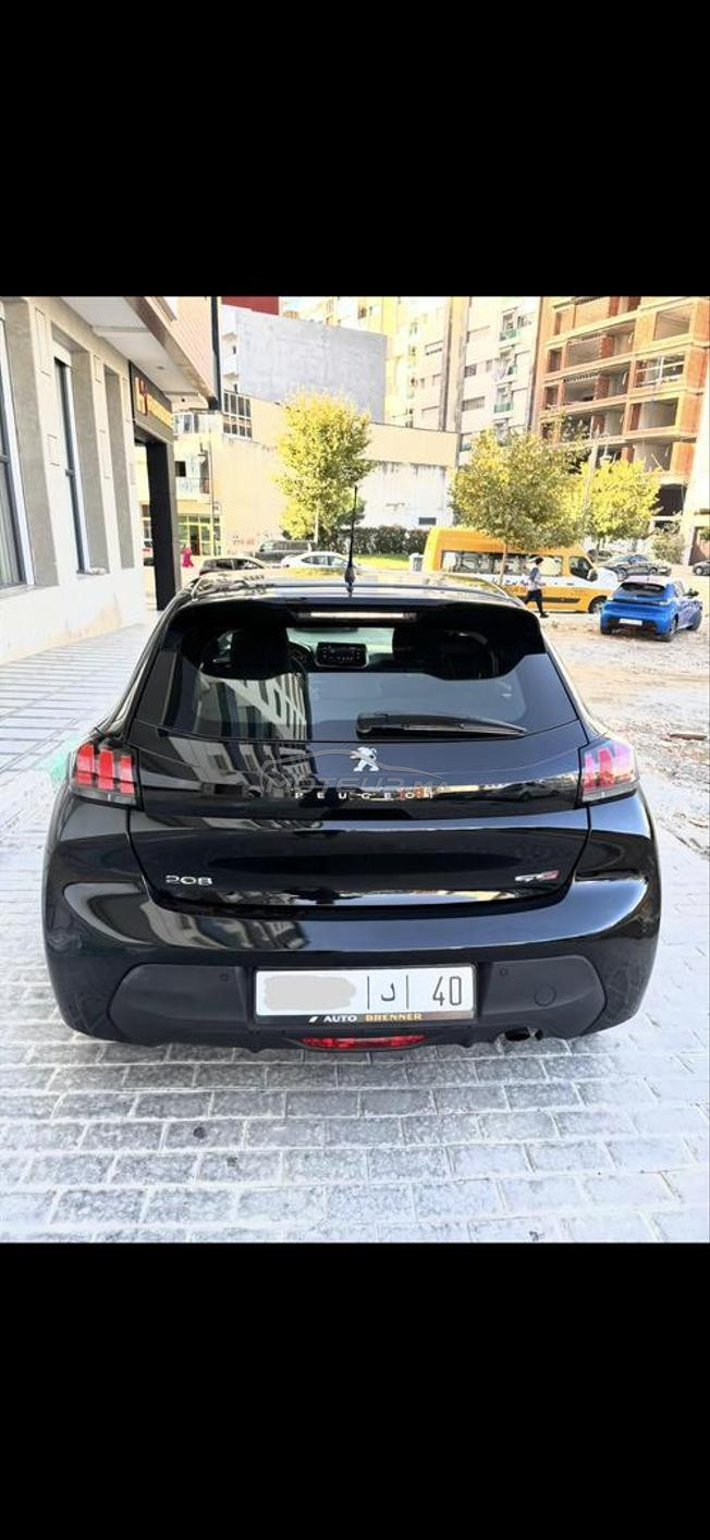 Peugeot 208 automatique 