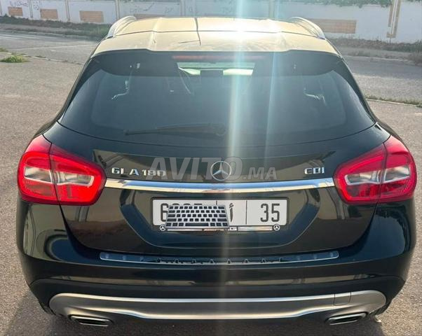GLA 180 MERCEDES BENZ 2015