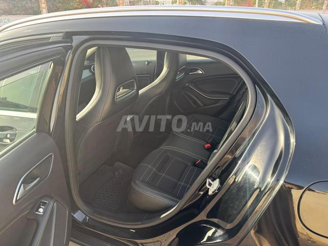 GLA 180 MERCEDES BENZ 2015
