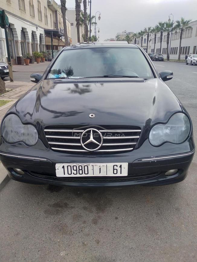 Mercedes 220 cdi tout options tres bon etat 