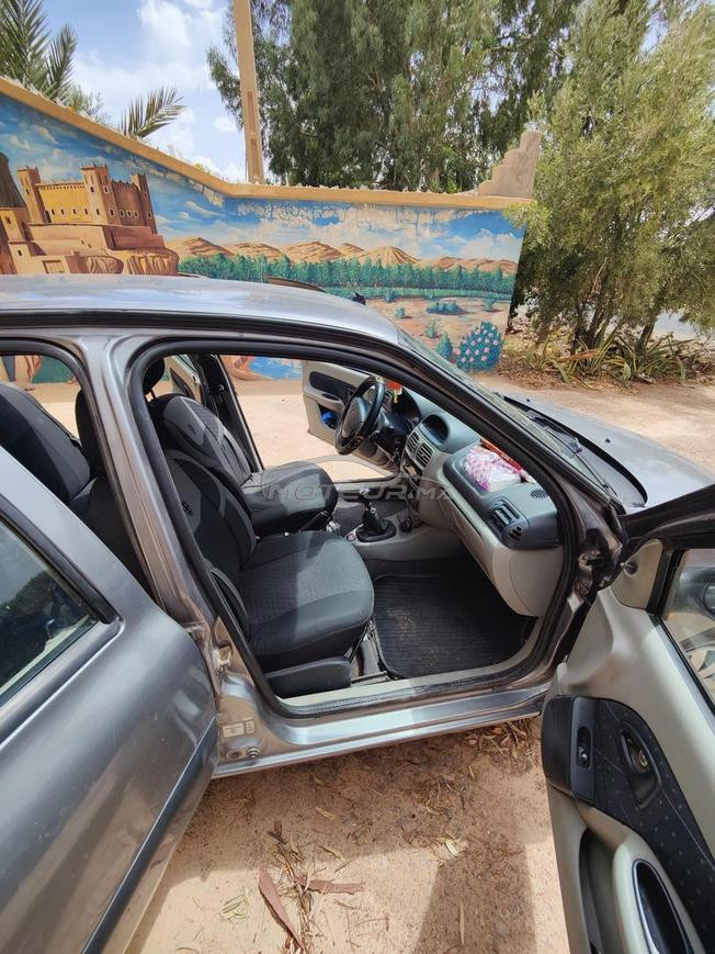 Renault Clio Diesel Manuelle 2003 à Sid L'mokhtar