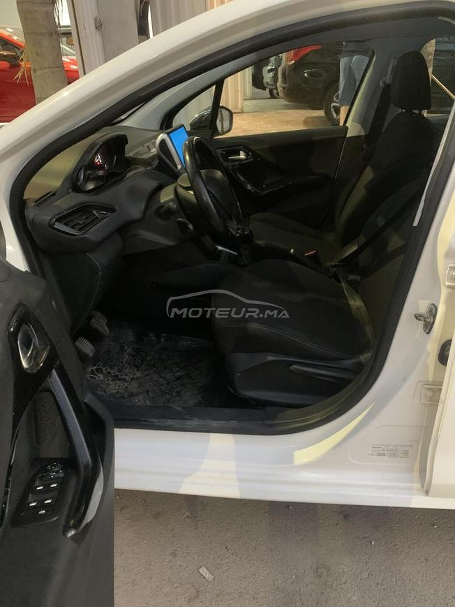 peugot 208 3amra