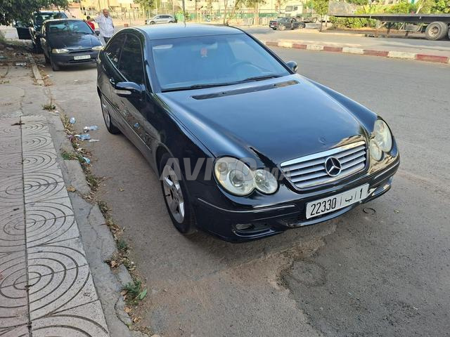 Mercedes benz classe c 200 modèle 2004 - 2