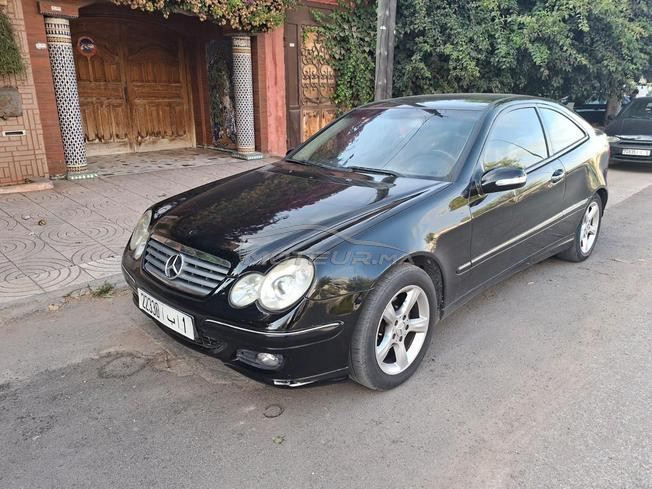 Mercedes benz classe c 200 model 2004 8cv diesel 