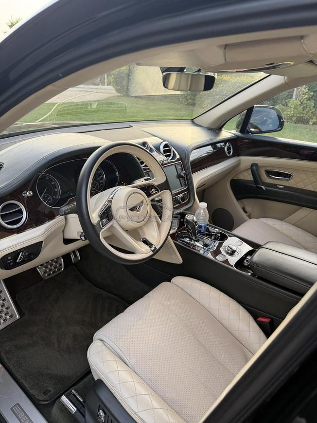 Bently Bentayga  